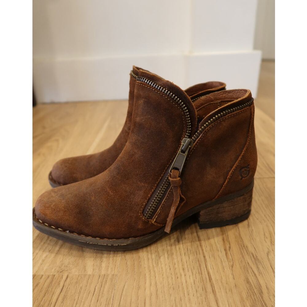 Born Montoro II Bootie Distressed Brown Suede Leather Boots Women's Size 6